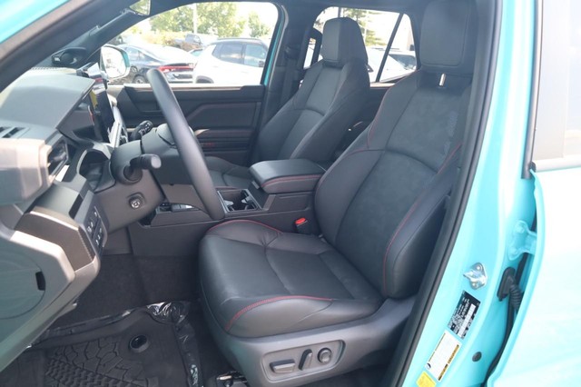 Toyota 4Runner Vehicle Image 21