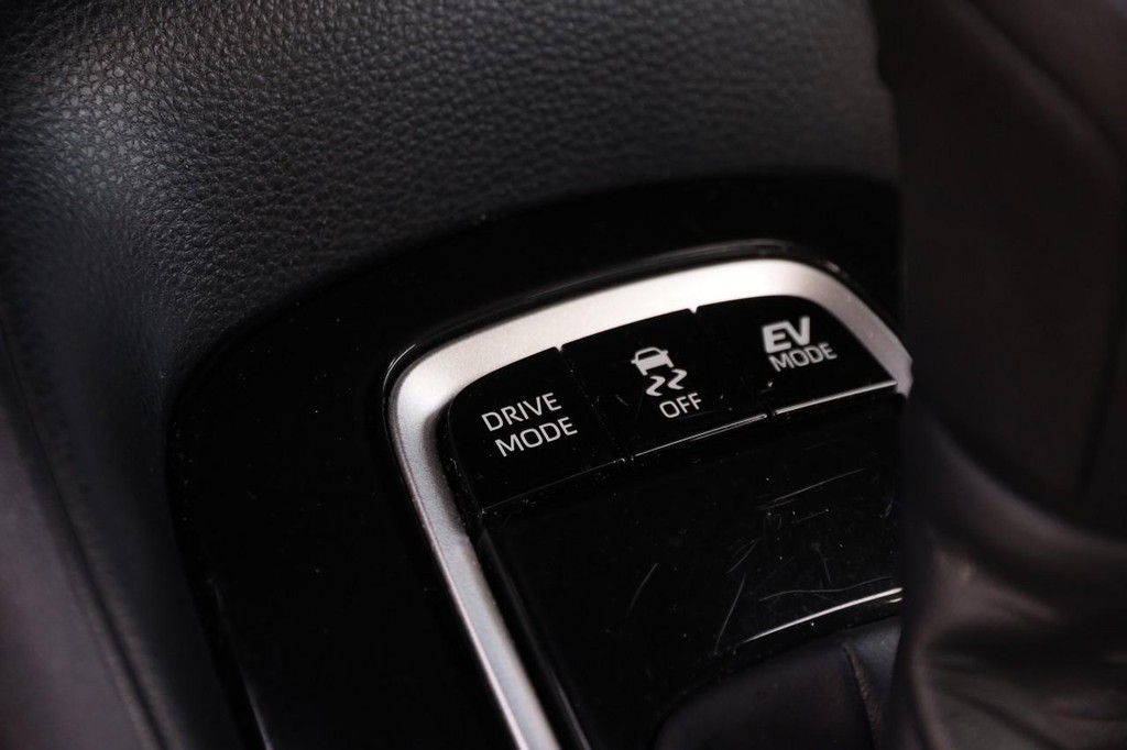 Toyota Corolla Vehicle Full-screen Gallery Image 18
