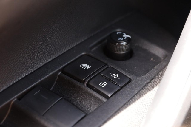 Toyota Corolla Vehicle Image 20