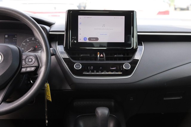 Toyota Corolla Vehicle Image 25