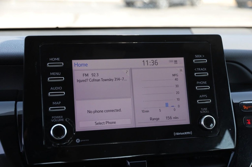 Toyota Camry Vehicle Full-screen Gallery Image 15