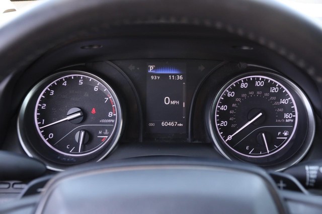 Toyota Camry Vehicle Image 13