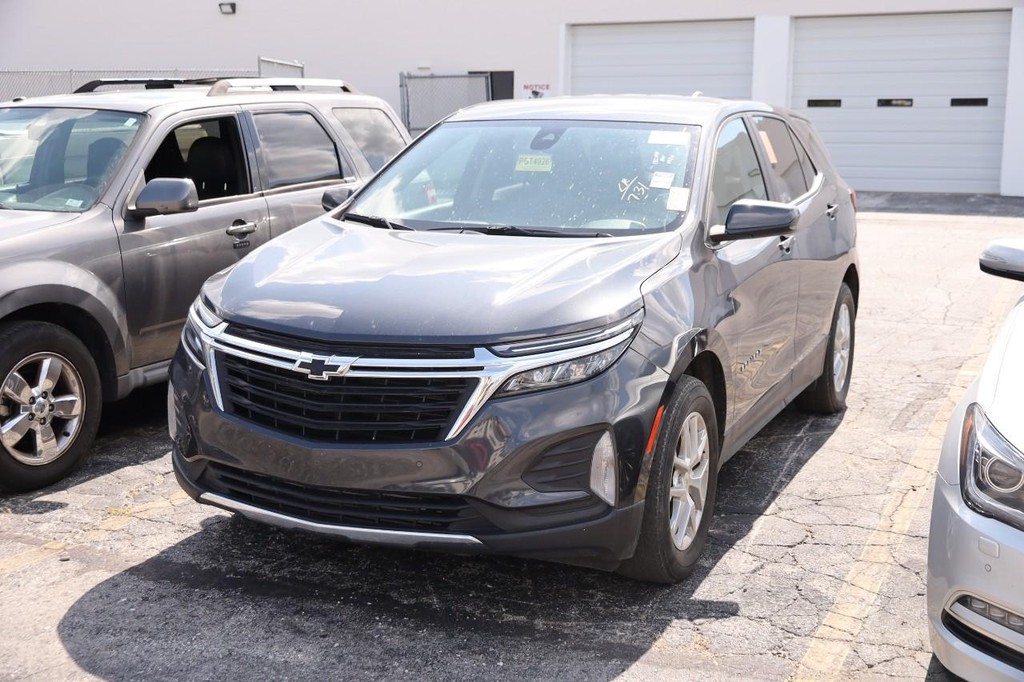 Chevrolet Equinox Vehicle Full-screen Gallery Image 04