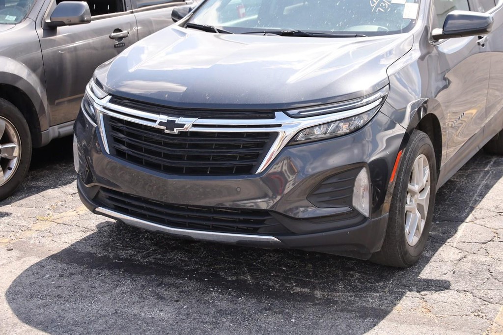 Chevrolet Equinox Vehicle Full-screen Gallery Image 05