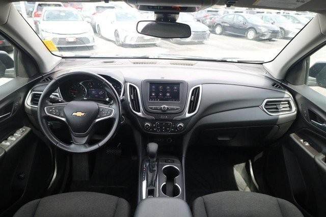 Chevrolet Equinox Vehicle Full-screen Gallery Image 7