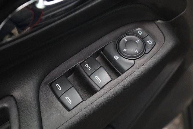Chevrolet Equinox Vehicle Full-screen Gallery Image 11