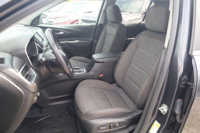 Chevrolet Equinox Vehicle Full-screen Gallery Image 20