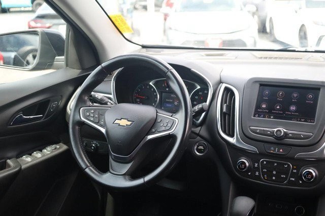 Chevrolet Equinox Vehicle Full-screen Gallery Image 24