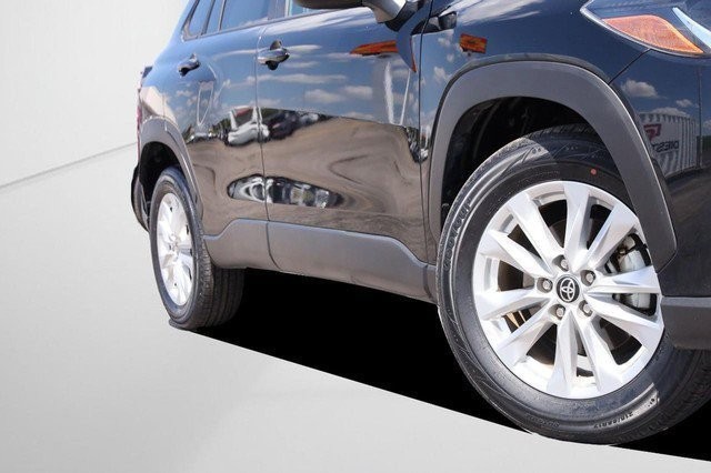 Toyota Corolla Cross Vehicle Image 03