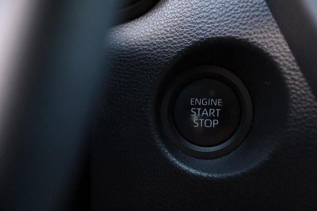 Toyota Corolla Cross Vehicle Image 14