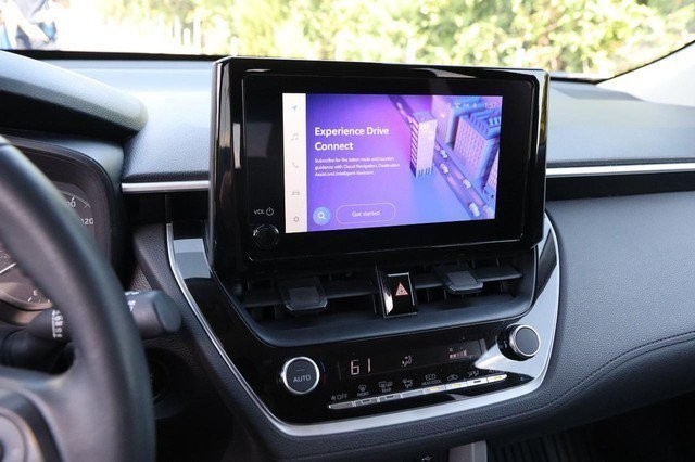 Toyota Corolla Cross Vehicle Image 15