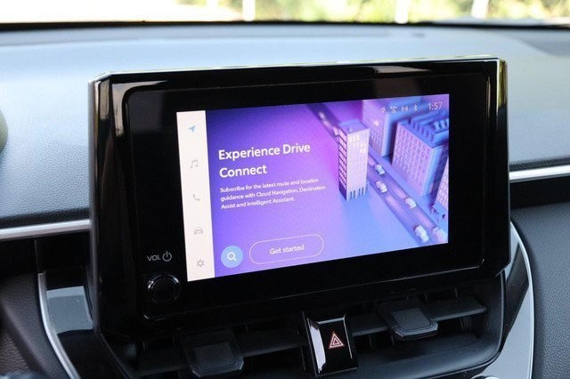 Toyota Corolla Cross Vehicle Image 16