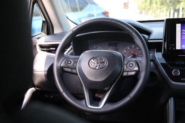 Toyota Corolla Cross Vehicle Image 24