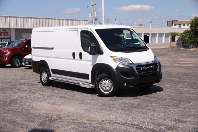 Ram ProMaster Cargo Van Vehicle Image 02