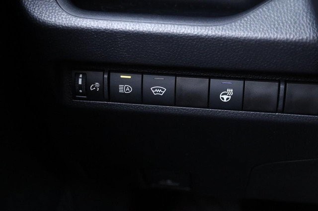 Toyota RAV4 Vehicle Image 20