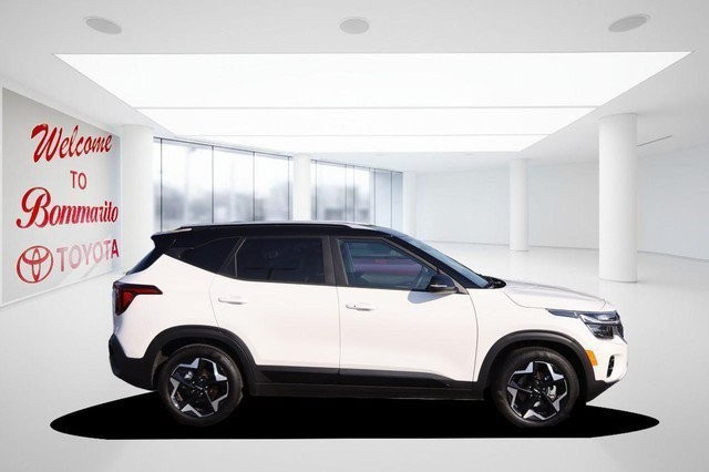 Kia Seltos Vehicle Image 05