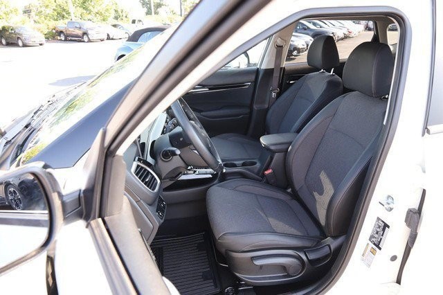 Kia Seltos Vehicle Image 08