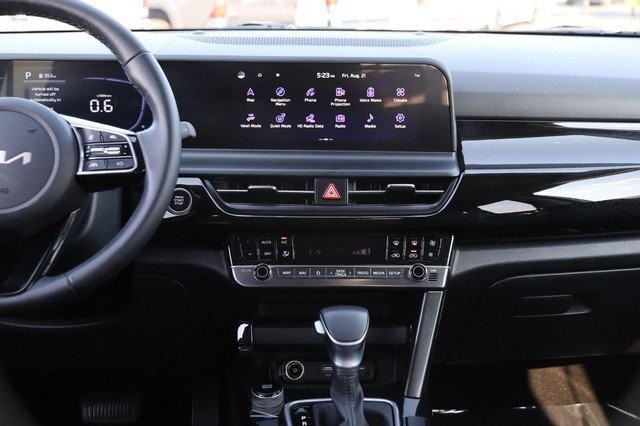 Kia Seltos Vehicle Image 24