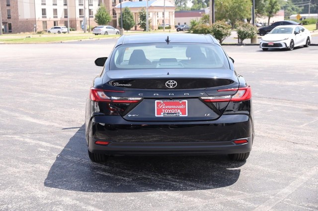 Toyota Camry Vehicle Image 06