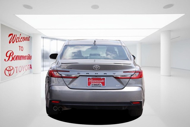 Toyota Camry Vehicle Image 06