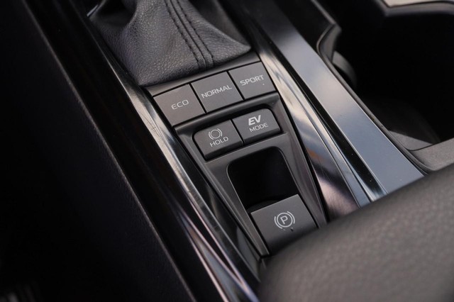 Toyota Camry Vehicle Image 21