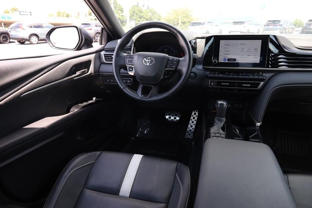 Toyota Camry Vehicle Image 23