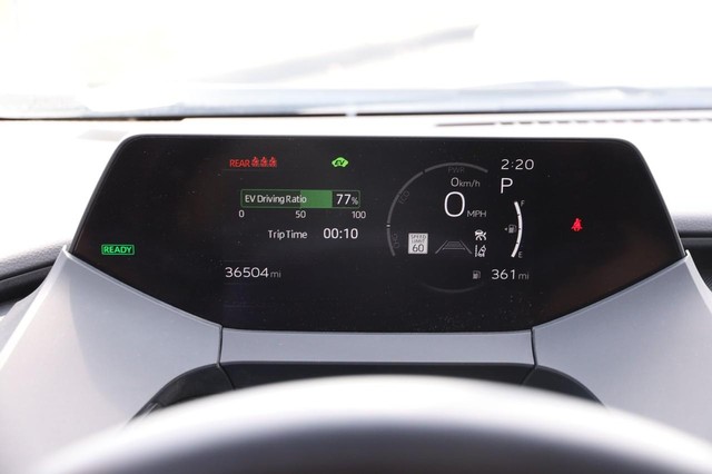 Toyota Prius Vehicle Image 14