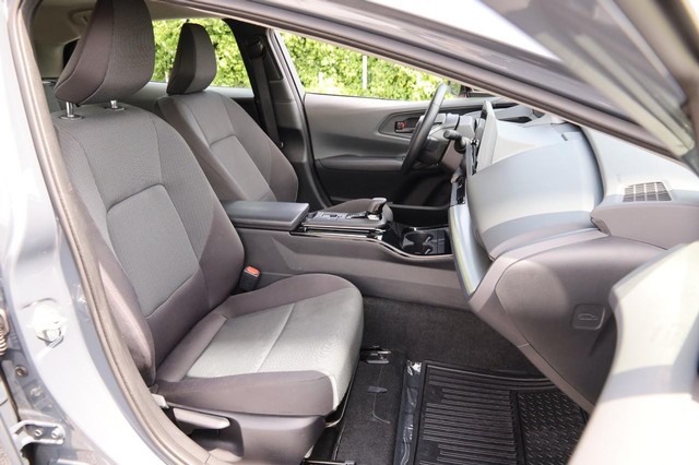 Toyota Prius Vehicle Image 28