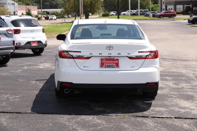 Toyota Camry Vehicle Image 06