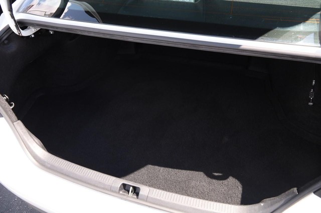 Toyota Camry Vehicle Image 07