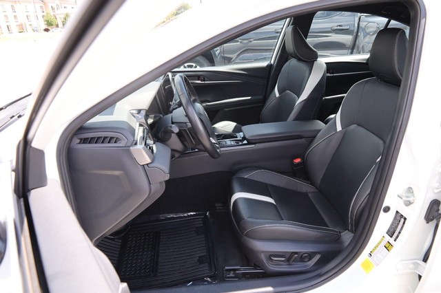 Toyota Camry Vehicle Image 08