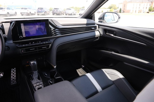 Toyota Camry Vehicle Image 27