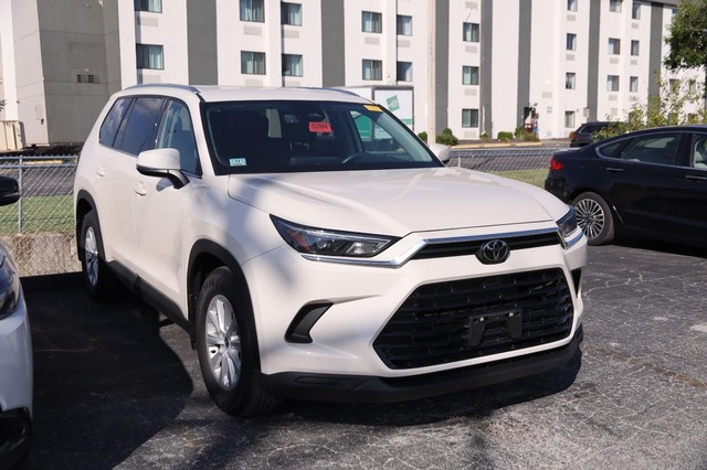 Toyota Grand Highlander Vehicle Image 04