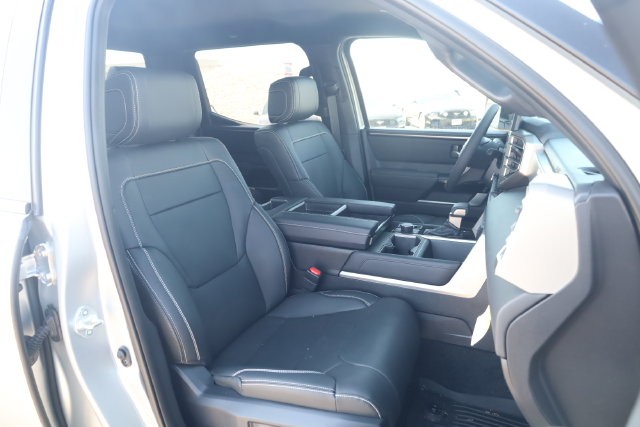 Toyota Tundra 4WD Vehicle Image 20