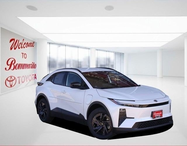Toyota C-HR Vehicle Image 02