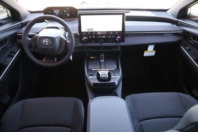 Toyota C-HR Vehicle Image 24