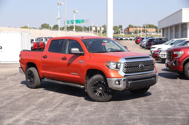 Toyota Tundra 4WD Vehicle Image 02