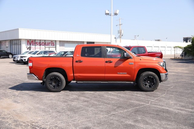 Toyota Tundra 4WD Vehicle Image 05