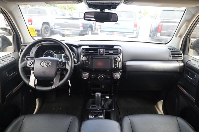 Toyota 4Runner Vehicle Image 06