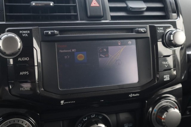 Toyota 4Runner Vehicle Image 14