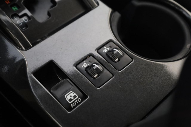 Toyota 4Runner Vehicle Image 18
