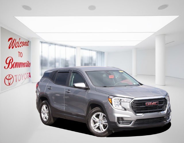 GMC Terrain Vehicle Full-screen Gallery Image 2