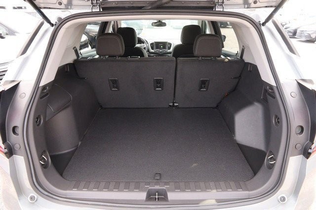 GMC Terrain Vehicle Full-screen Gallery Image 7