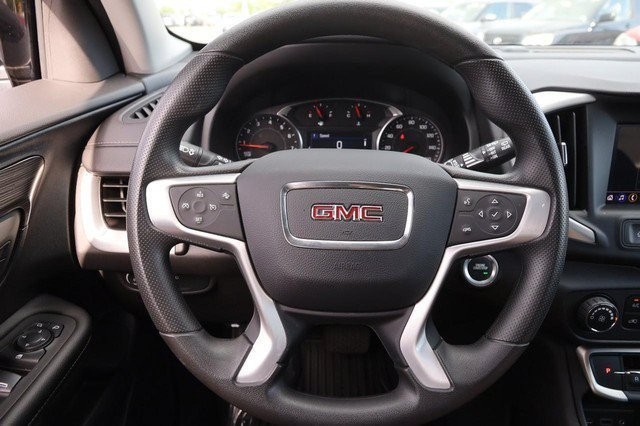 GMC Terrain Vehicle Full-screen Gallery Image 10