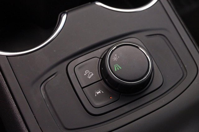 GMC Terrain Vehicle Full-screen Gallery Image 19