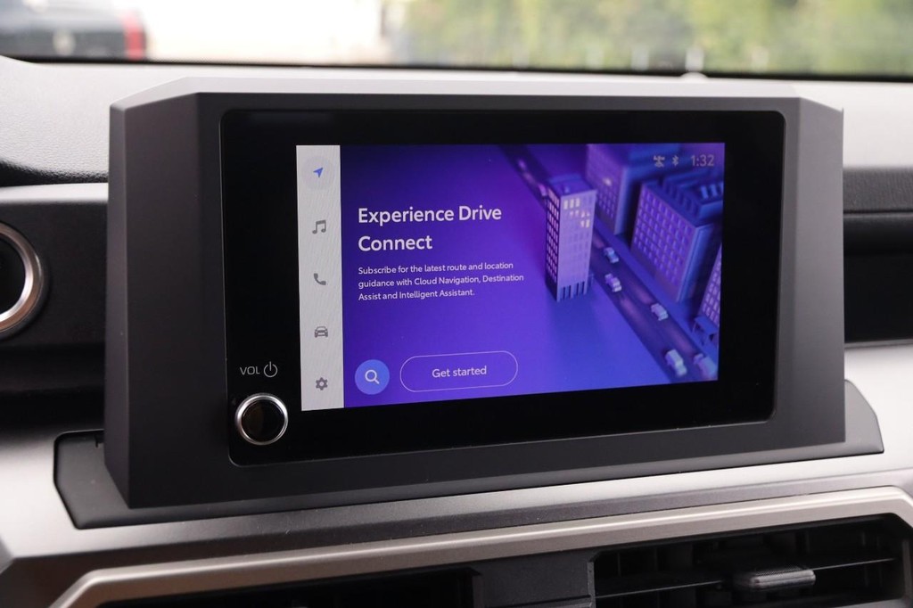 Toyota 4Runner Vehicle Full-screen Gallery Image 16
