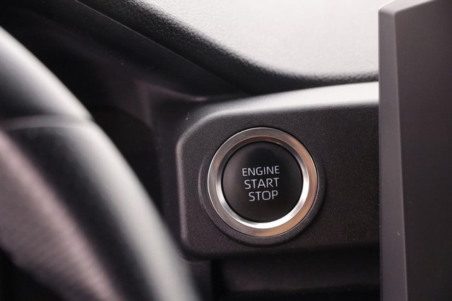Toyota 4Runner Vehicle Image 14