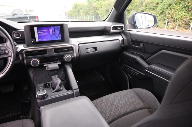 Toyota 4Runner Vehicle Image 26