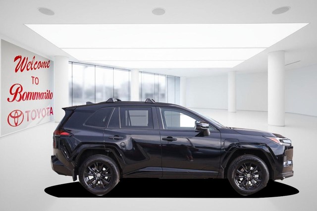Toyota RAV4 Plug-In Hybrid Vehicle Full-screen Gallery Image 5