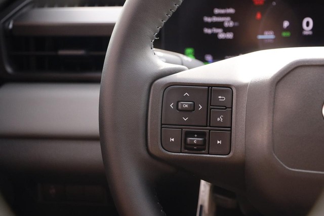 Toyota RAV4 Plug-In Hybrid Vehicle Full-screen Gallery Image 11